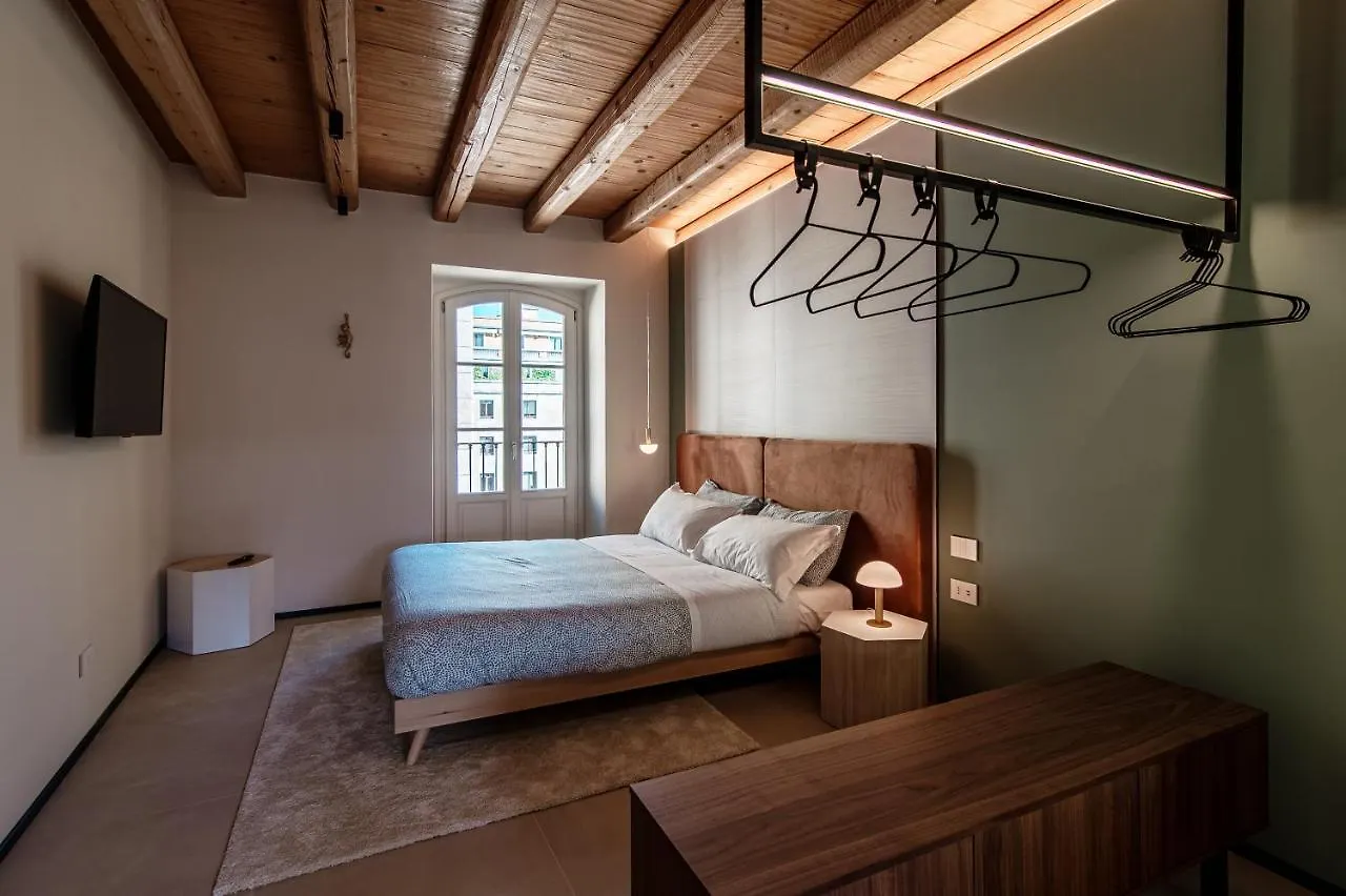 La Dolce Vita - Downtown Como Apartment