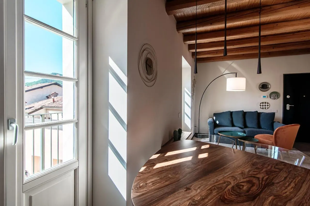 La Dolce Vita - Downtown Como Apartment